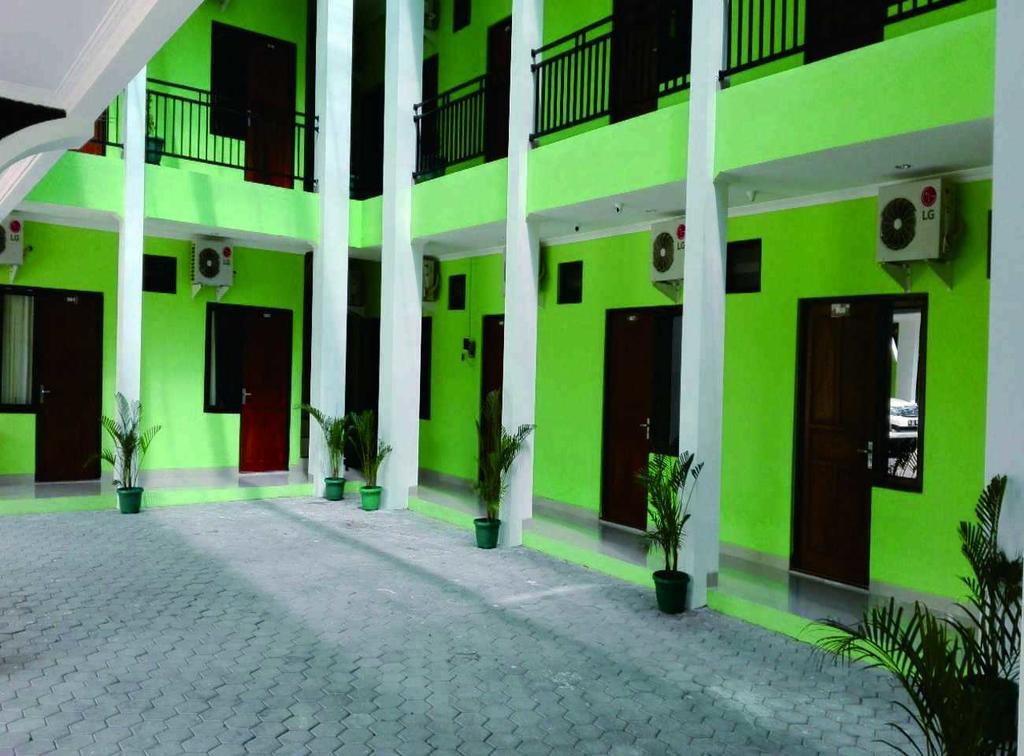 The Greenhouse Hotel Yogyakarta Exterior photo